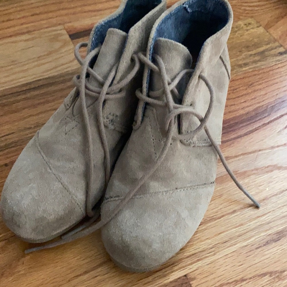 Toms boots with small wedge